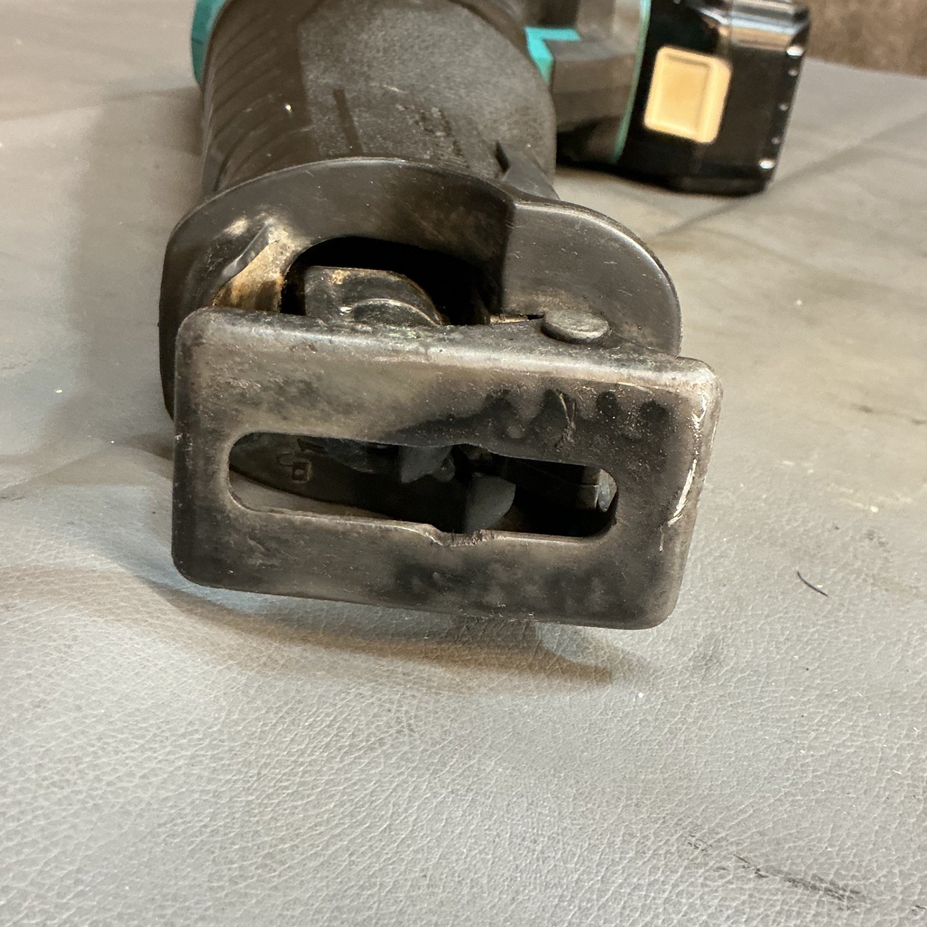 【中古】マキタ(makita) コードレスレシプロソー JR187DZK  【越谷店】