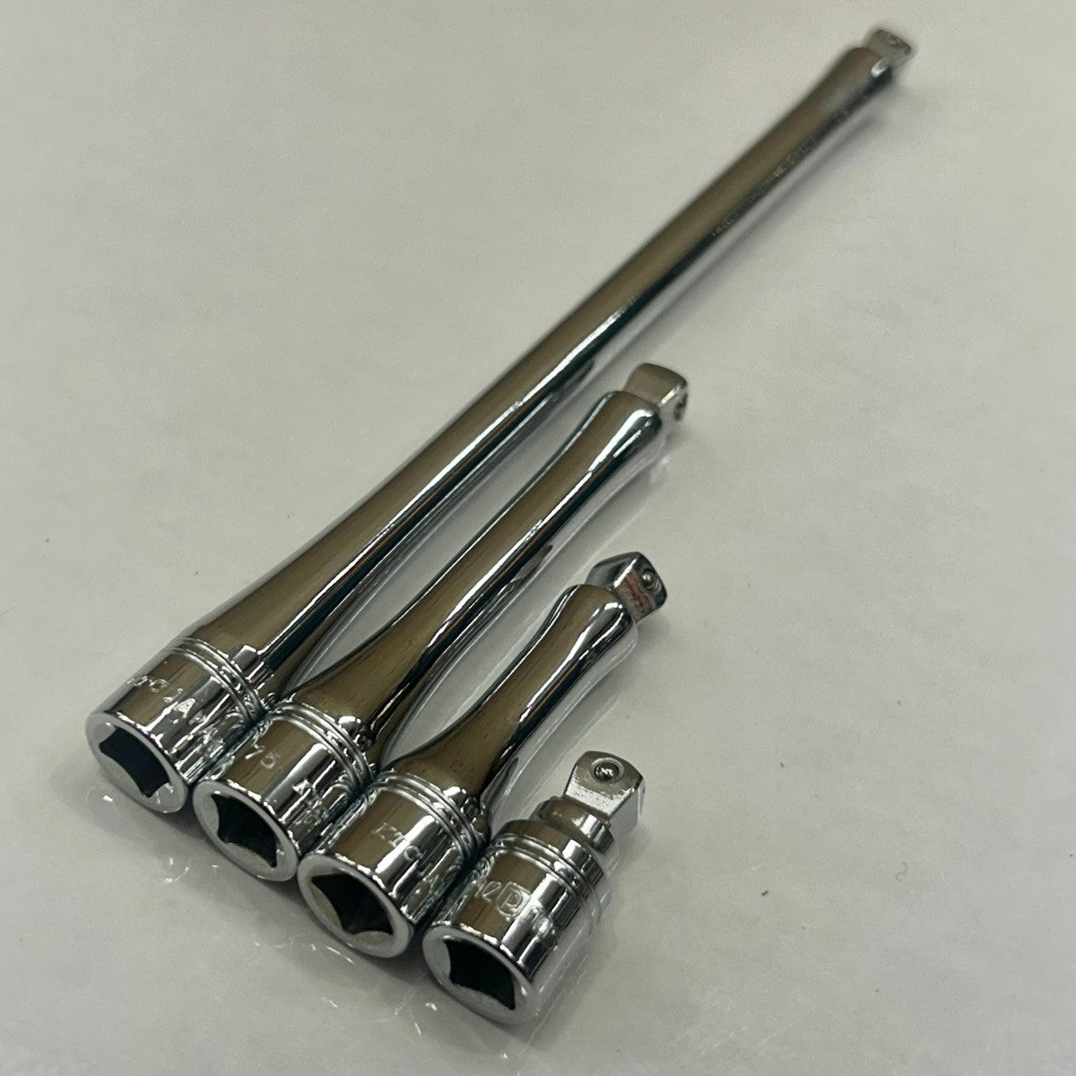 極美品 KTC ネプロス nepros 6.3sq 1/4 ウォブルエクステンションバーセット NBE2-025JW/050JW/075JW/150JW 【船橋馬込店】