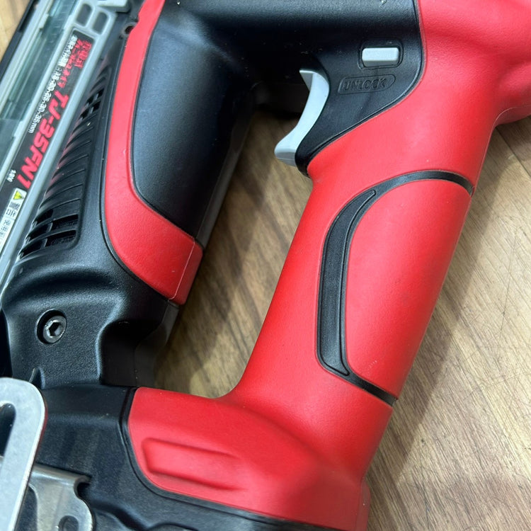 美品 マックス (MAX) 18V コードレスフィニッシュネイラ TJ-35FN1-BC/50A 【船橋馬込店】