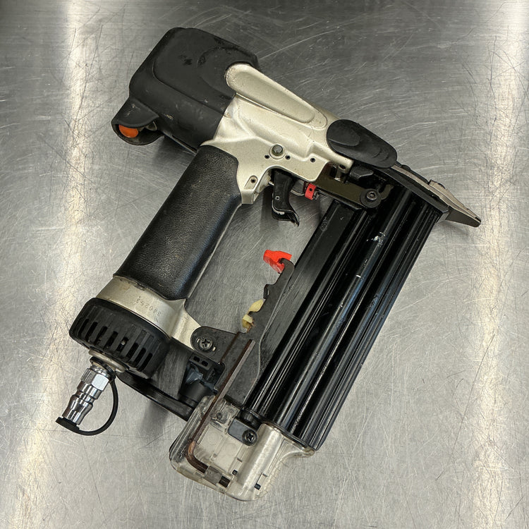 【中古】ハイコーキ/HiKOKI フィニッシュネイラ NT55M2  【越谷店】