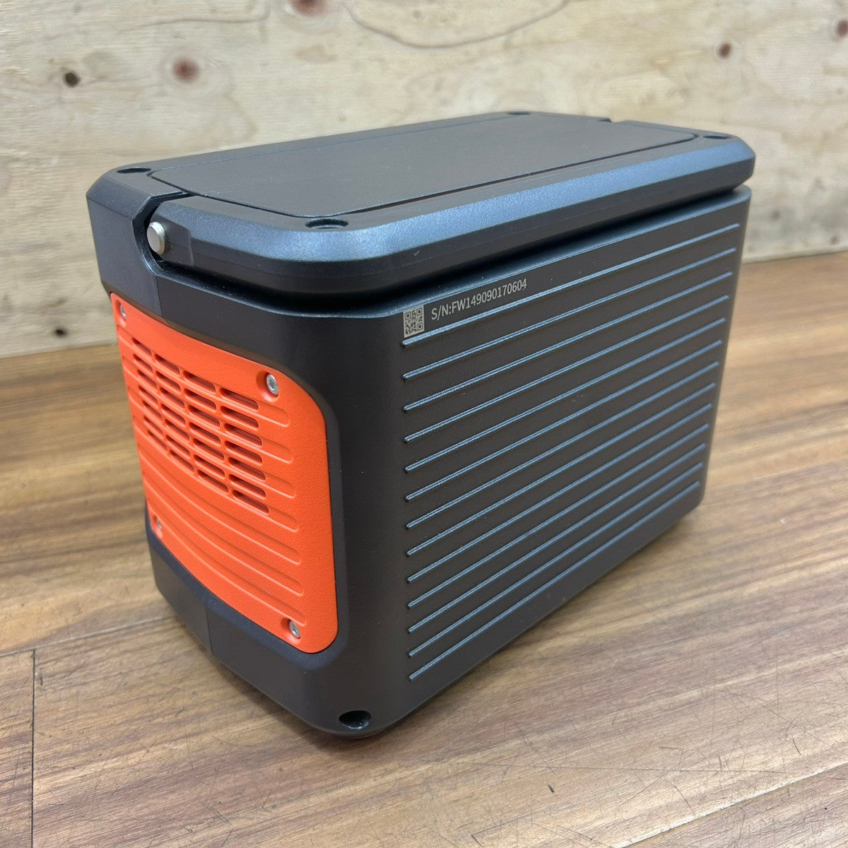 美品 Jackery ジャクリ ポータブル電源 PTB021 240Wh 定格出力200W 瞬間最大400W 【船橋馬込店】