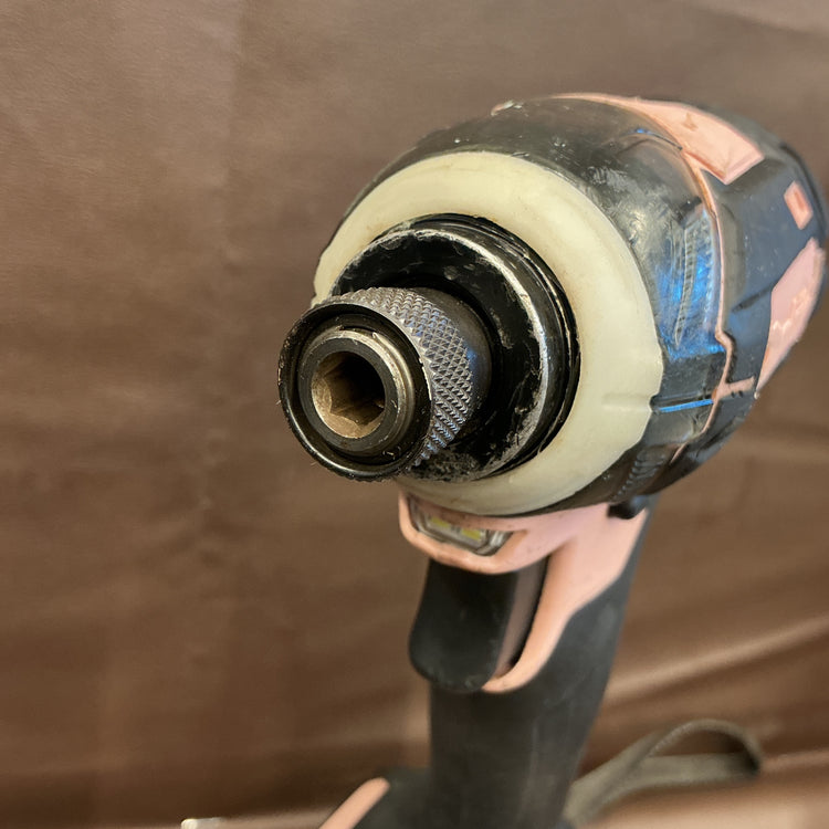 【中古品】マキタ(makita) コードレスインパクトドライバー TD149DRFXP 【越谷店】