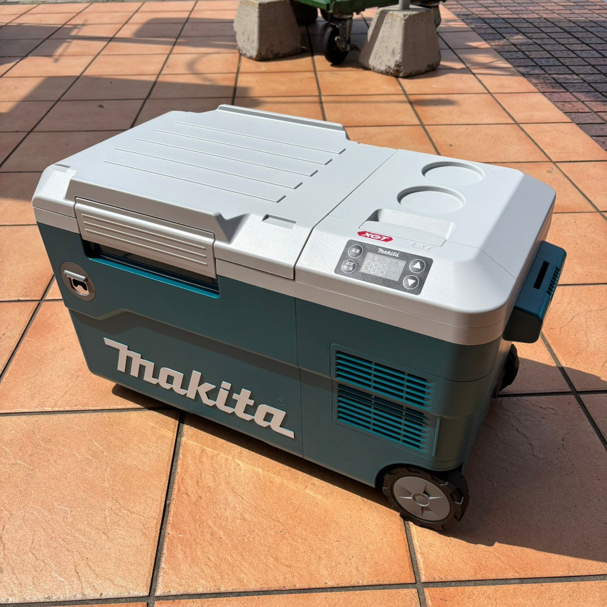 ◆マキタ(makita) コードレス冷温庫 CW001GZ 【市川行徳店】