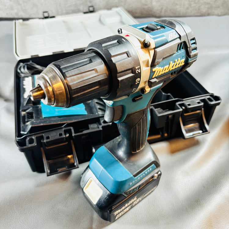 ◆マキタ(makita) コードレスドリルドライバー DF484DRGX 【越谷店】