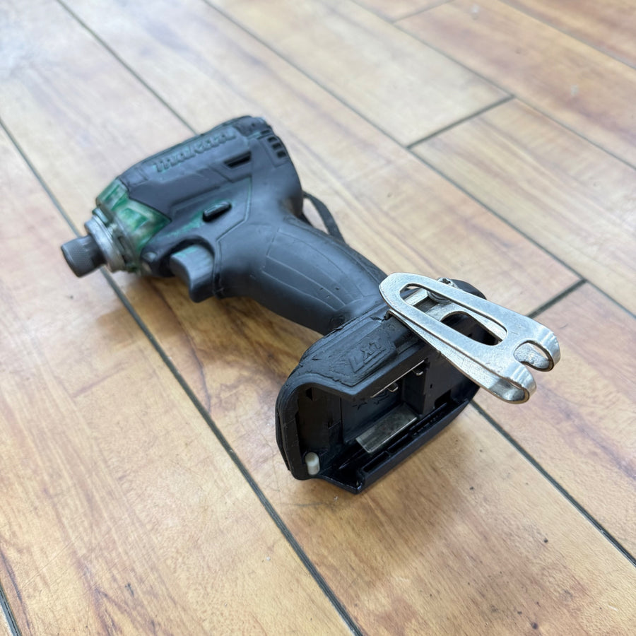 動作確認済み 14.4V コードレスインパクトドライバー TD137DZ 【リライズ蓮田店】