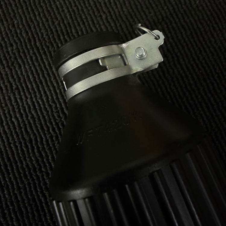 美品 20A/250V 防水ゴムキャップ WF7420K WA3429K オスメスセット 【リライズ蓮田店】