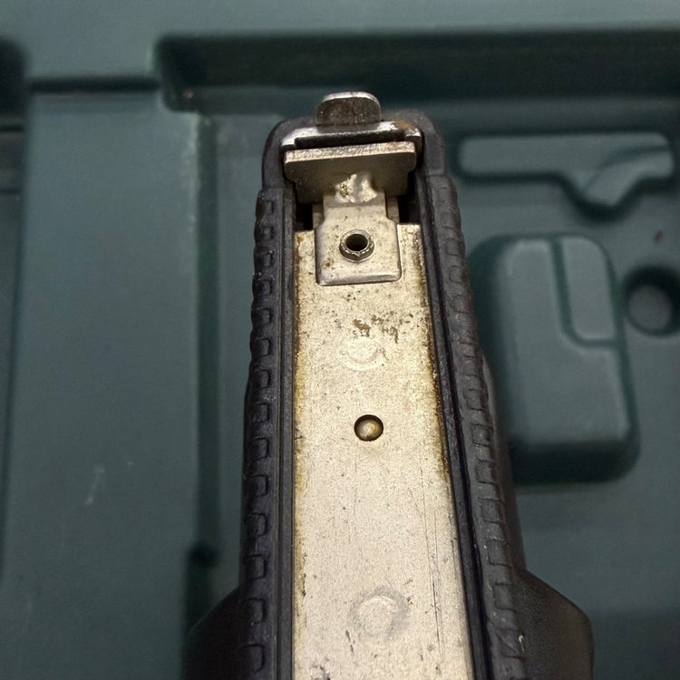 打ち込み動作良好 14.4V 13mm コードレスタッカ N14DSL(NK) ケース付属【リライズ蓮田店】