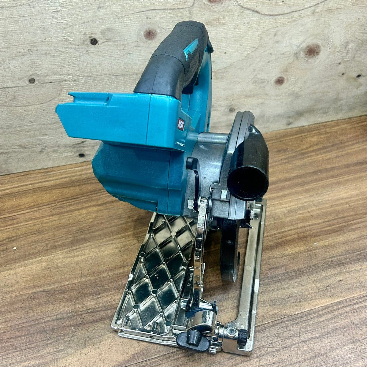 ◆マキタ(makita) コードレスマルノコ HS006GZ 【船橋馬込店】