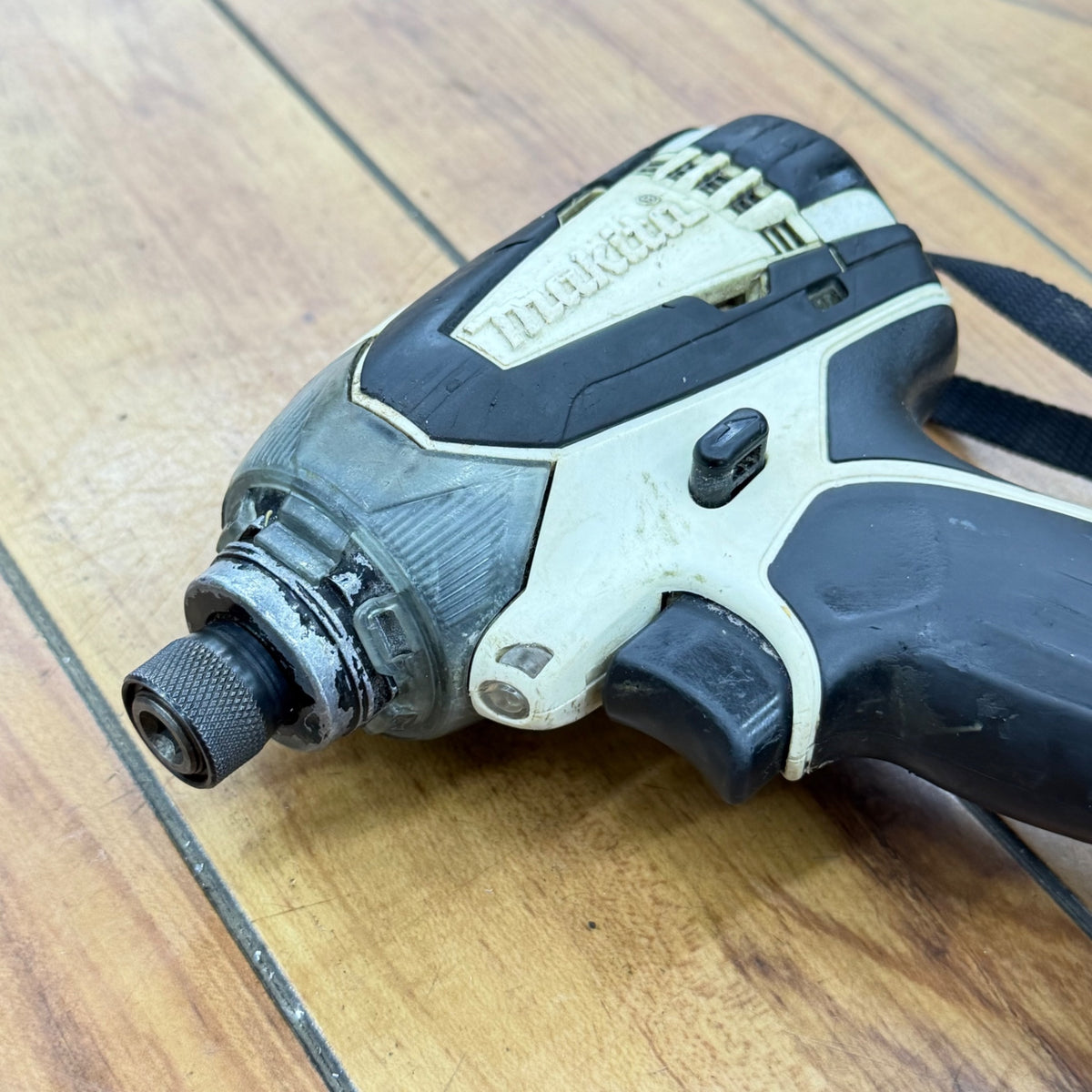 動作良好 14.4V インパクトドライバー TD134D 【リライズ蓮田店】