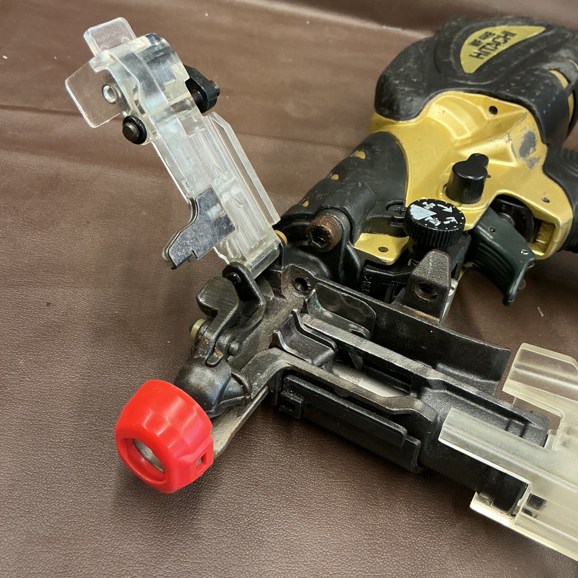 【中古・動作良好】 日立 41mm 高圧エアネジ打ち機 WF4H2 【越谷店】