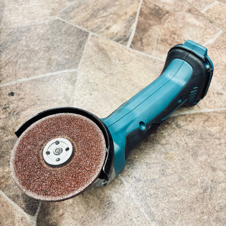 ◆マキタ(makita) 充電式ディスクグラインダー GA400DZ 【越谷店】