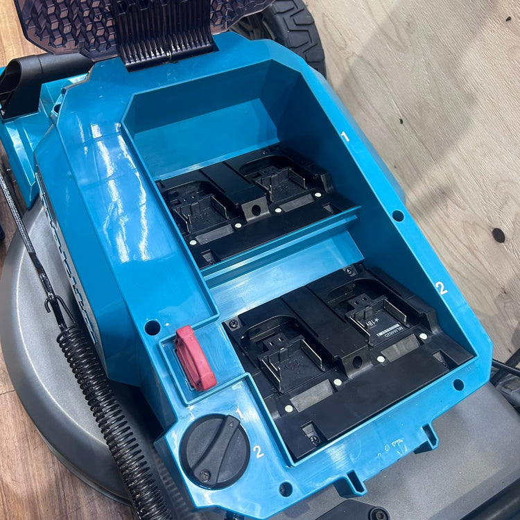◆【店頭引き取り限定商品】 マキタ(makita) 充電式芝刈機 MLM462DZ 【船橋馬込店】