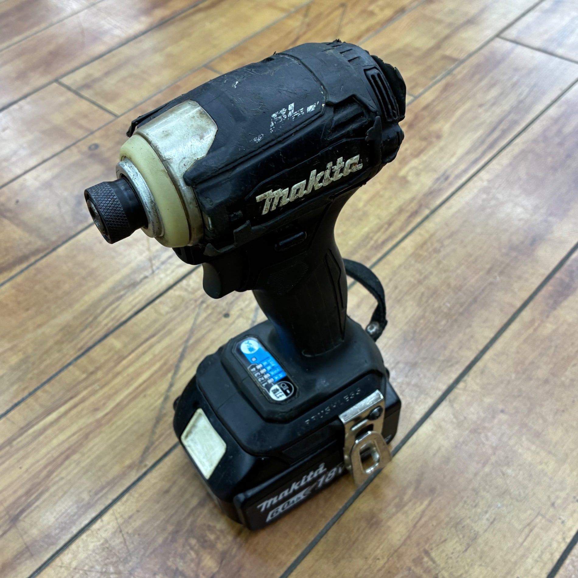 ◆マキタ(makita) コードレスインパクトドライバー TD172DZB 【蓮田店】