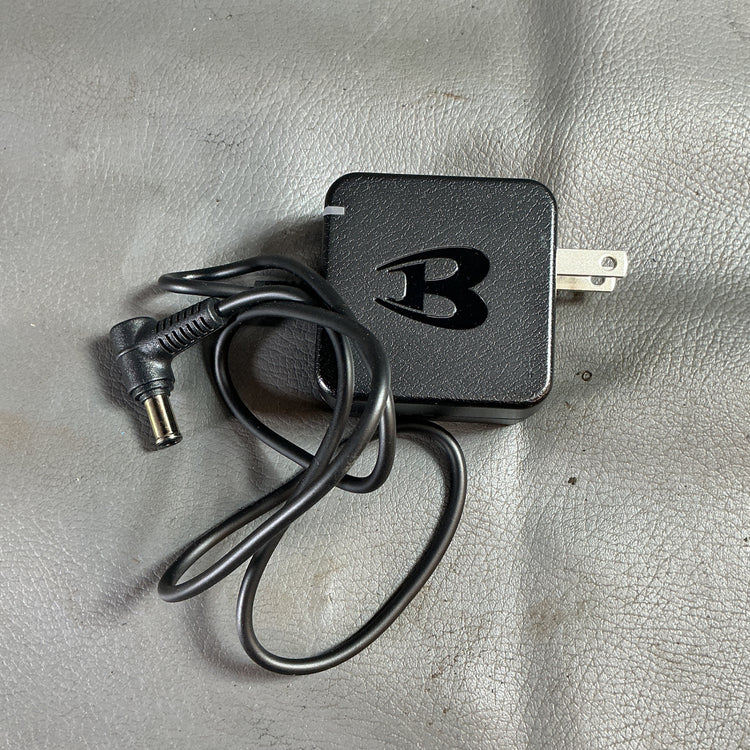 【未使用】バートル　30Vリチウムイオンバッテリー　AC10  【越谷店】