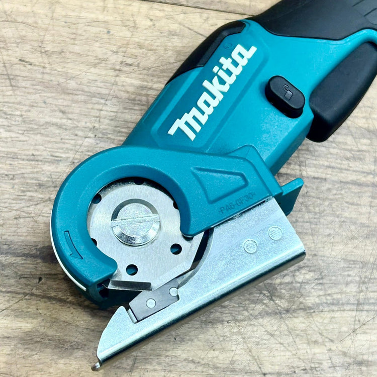 美品 マキタ (makita) 10.8V コードレスマルチカッター CP100DSH 【船橋馬込店】