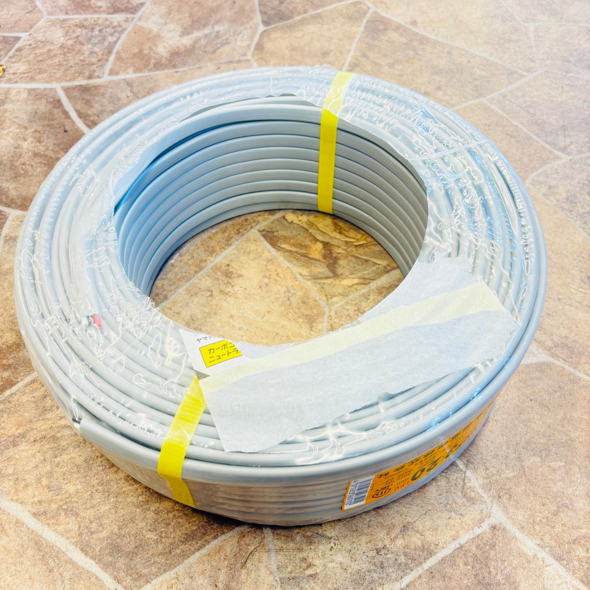 未使用！アウトレット品！愛知 VVFケーブル VVF203 3×2.0mm(黒白赤)灰 100m 【越谷店】