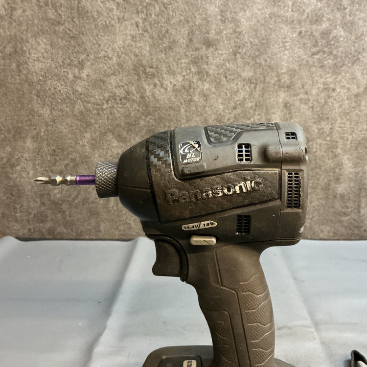 【中古】パナソニック(Panasonic) 充電式インパクトドライバ EZ75A7LS2F-B  【越谷店】