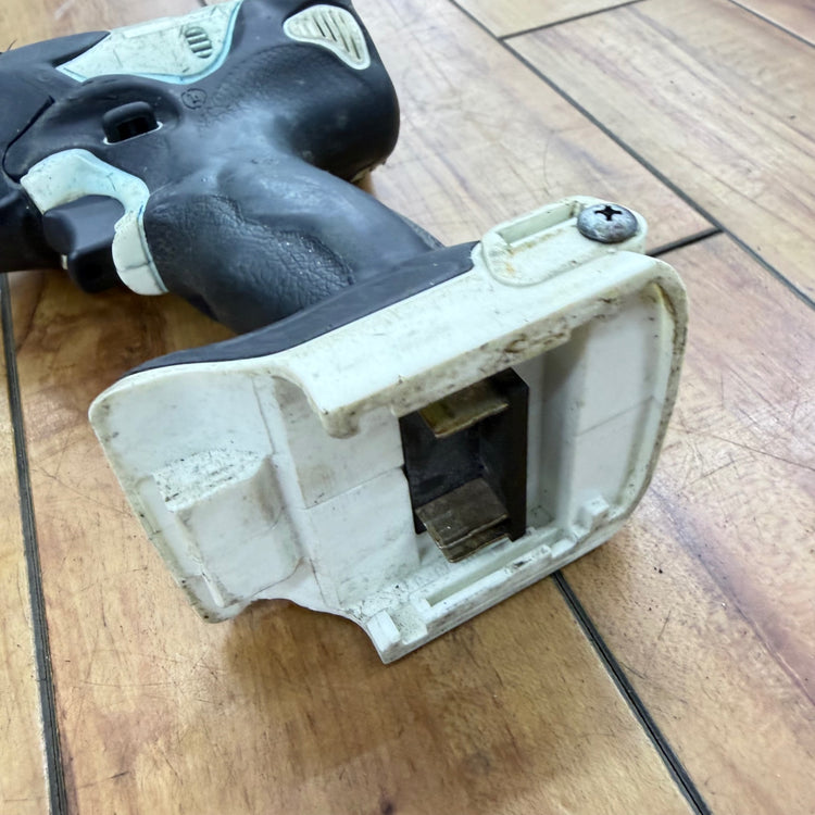 動作良好 14V コードレスインパクトドライバー WH14DSL2(2LSCK)(S) ホワイト 【リライズ蓮田店】