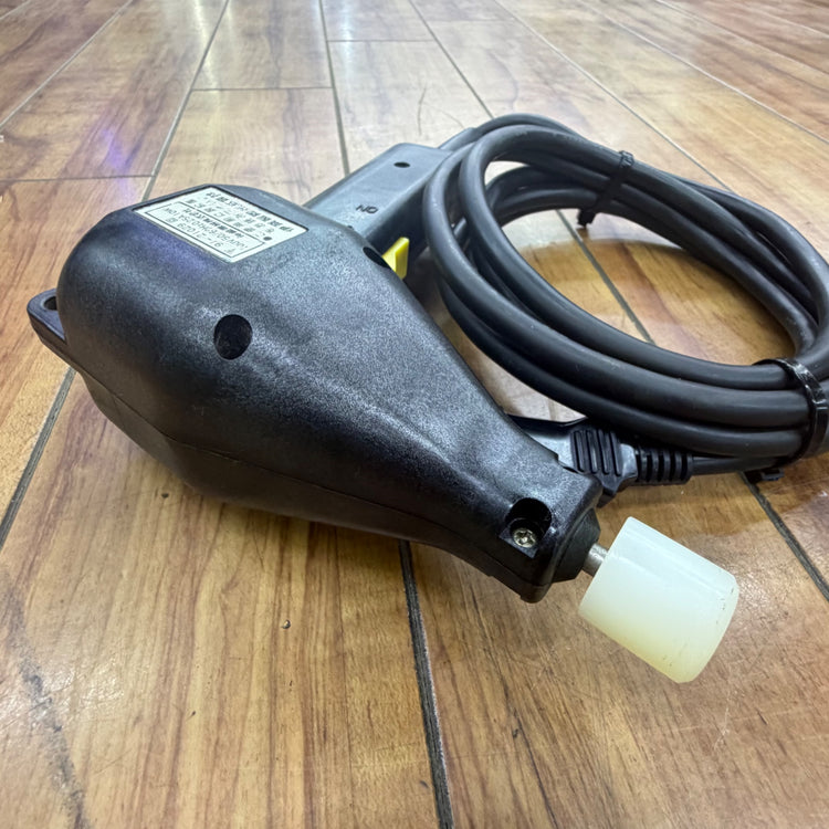 美品 タイル密着張り用電動衝撃工具 ヴィブラート VT-1 【リライズ蓮田店】