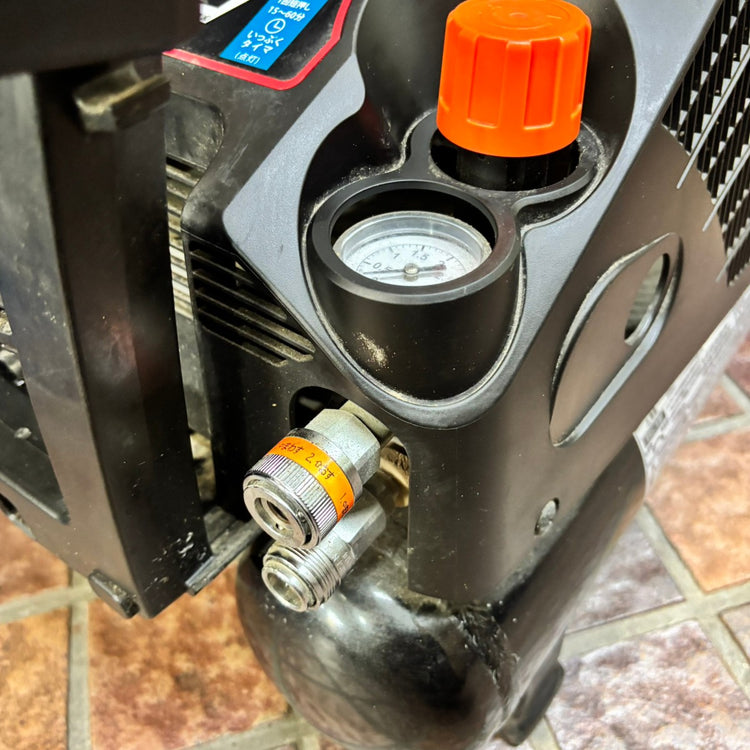 ◆マックス(MAX) エアコンプレッサー AK-HL1270E2_ブラック 【市川行徳店】