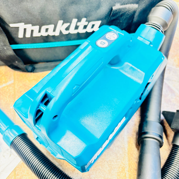 G)マキタ CL184DRF 充電式クリーナ18V3Ah 【越谷店】