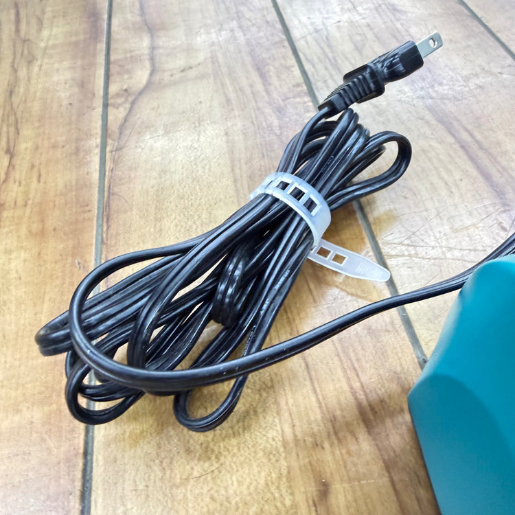 美品 7.2V/10.8V 充電器 DC10WA 【リライズ蓮田店】