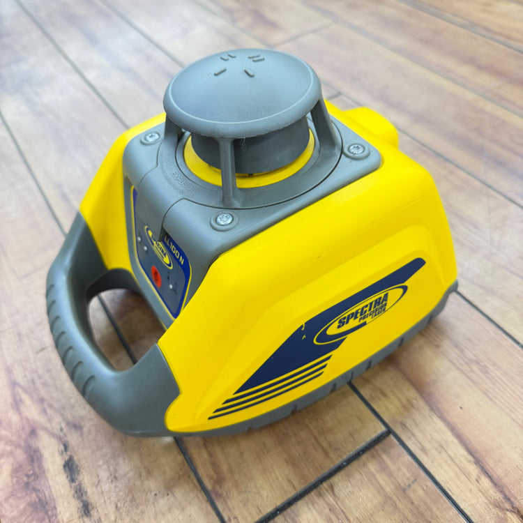 動作確認済み レーザーレベル LL100N 受光器 ケース付属【リライズ蓮田店】