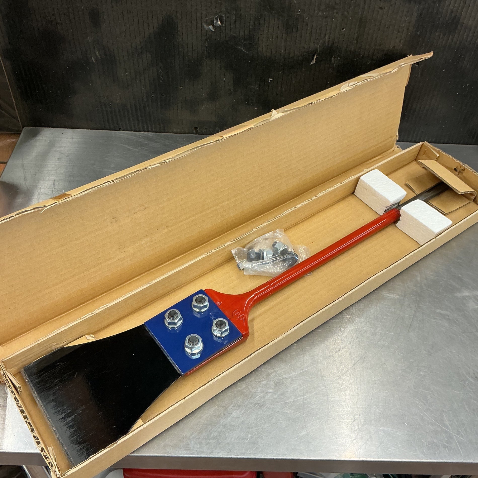 【中古】ラクダ　電動ハンマー用スクレーパワイド18Φ×560ｍｍ幅150ｍｍ全長700ｍｍ(SDS－max) 【越谷店】