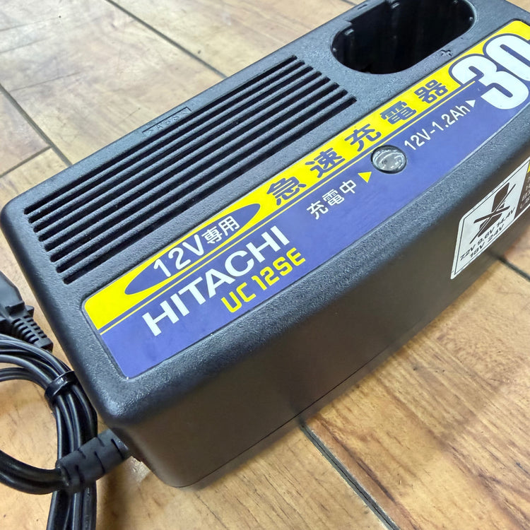 充電動作未確認 12V専用 急速充電器  UC12SE 【リライズ蓮田店】