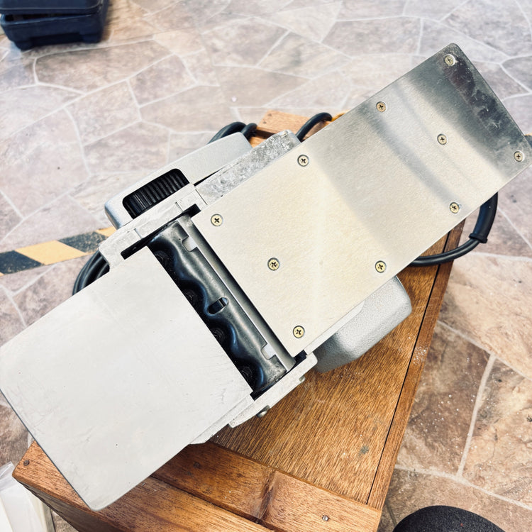 マキタ/makita 研磨式かんな 2スピード 1804N 136mm 【越谷店】