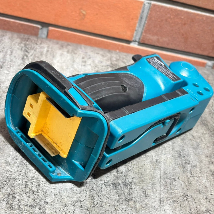 ◆マキタ(makita) 充電式LEDワークライト ML801 【市川行徳店】