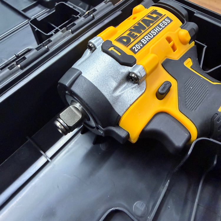 未使用 20V 1/2インチ(12.7sq) インパクトレンチ DCF921N ケース付属【リライズ蓮田店】