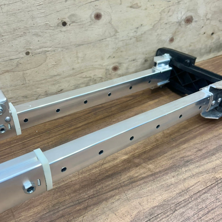 乾式壁 竹馬 48cm～74cm アルミニウム 石膏ボード 高所作業用  【船橋馬込店】