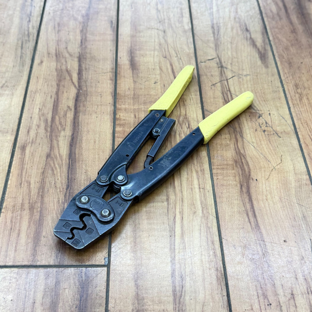 【ネコポス】程度良好 圧着ペンチ DC-17 575034 【リライズ蓮田店】