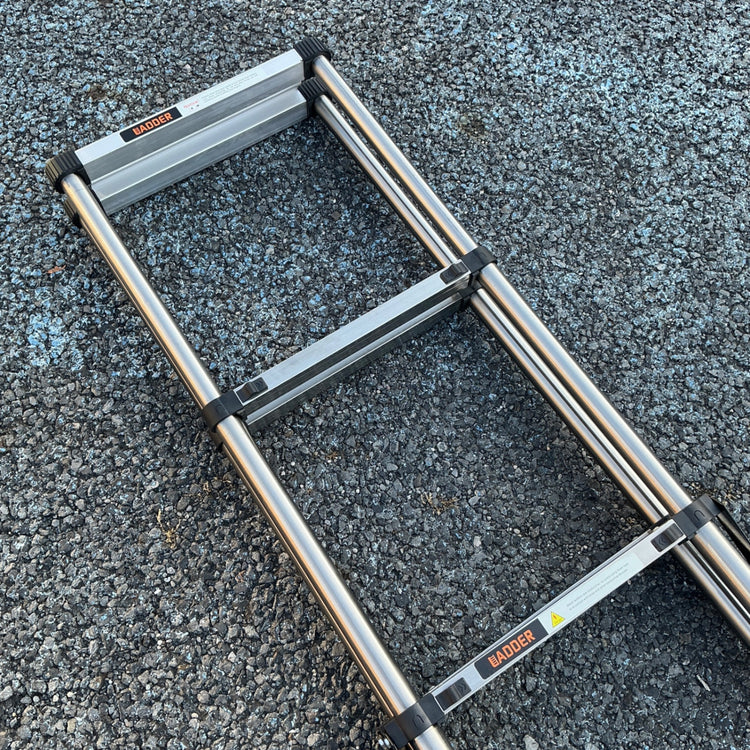 【中古・比較的綺麗です！】 メーカー不明 LADDER ステップ7段 伸縮脚立 高さ：約0.78~2.6m 【越谷店】