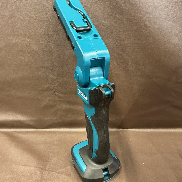 【美品中古】マキタ(makita) 充電式LEDワークライト ML801 【越谷店】