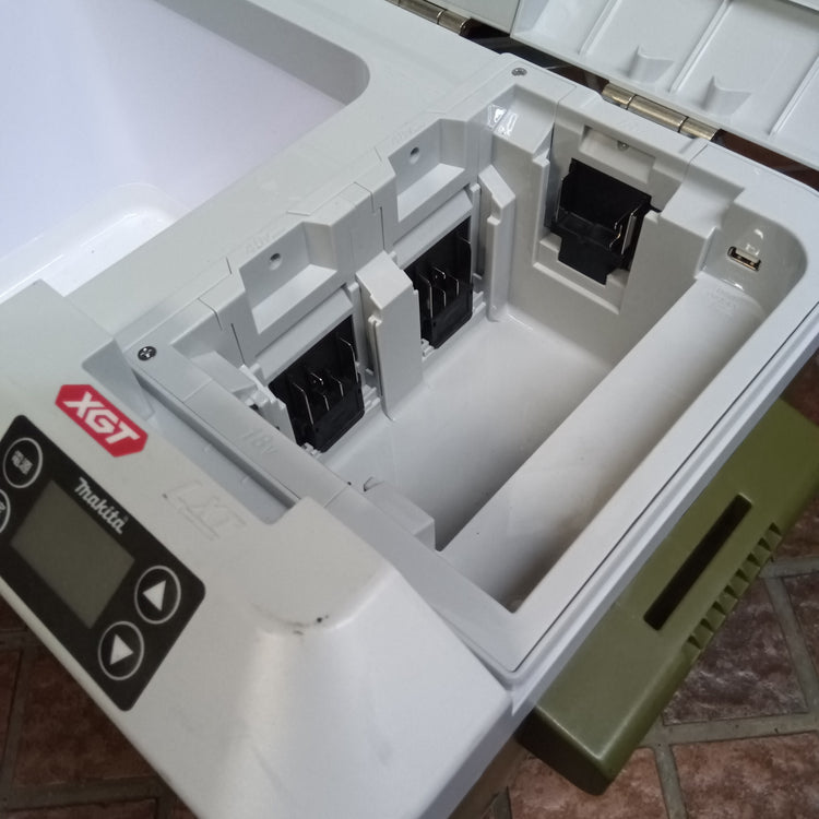 コードレス冷温庫 CW001GZO 【市川行徳店】