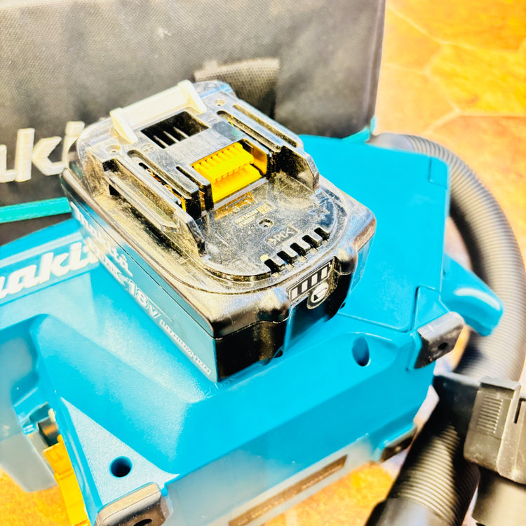 G)マキタ CL184DRF 充電式クリーナ18V3Ah 【越谷店】