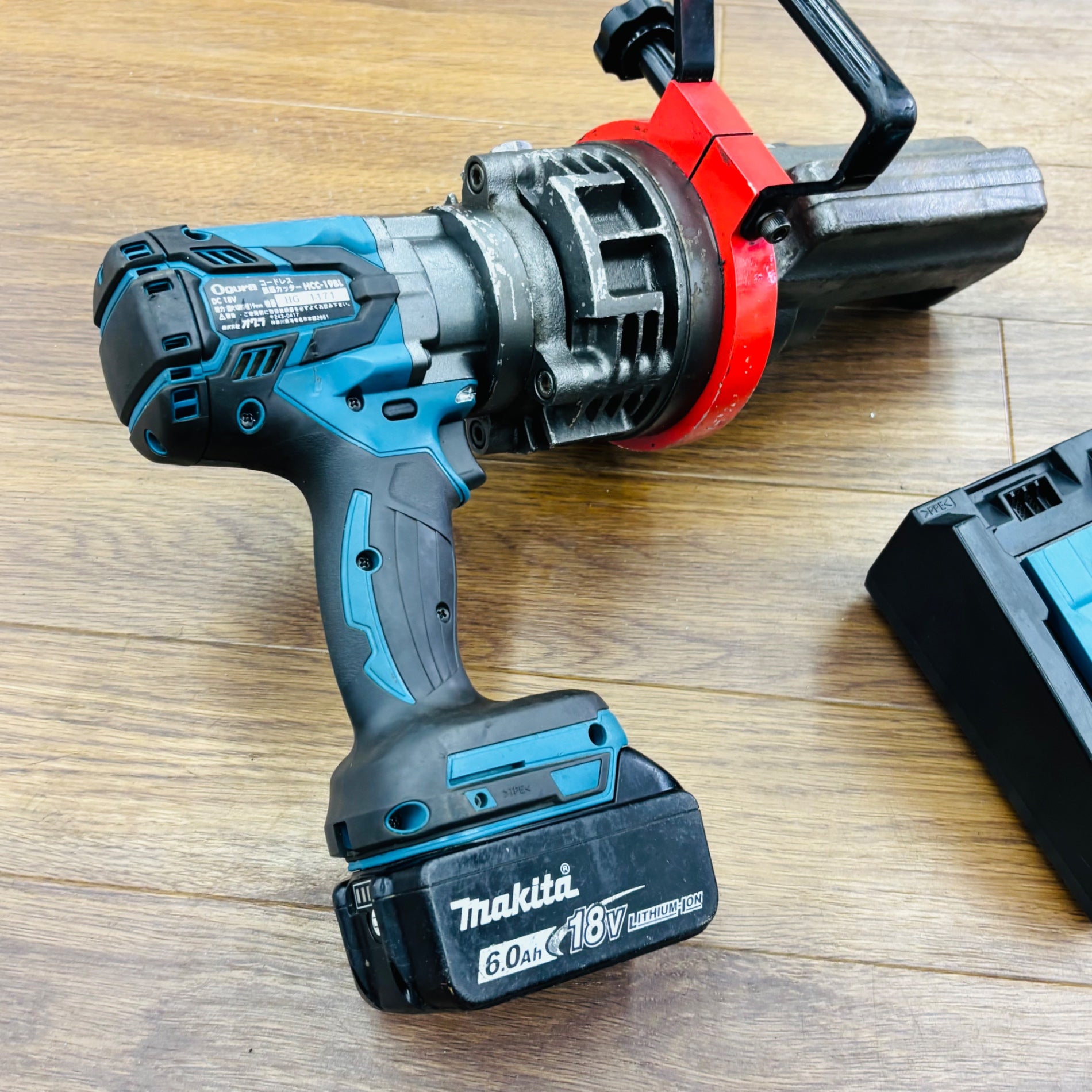 18V コードレス鉄筋カッター HCC-19BL 【リライズ蓮田店】