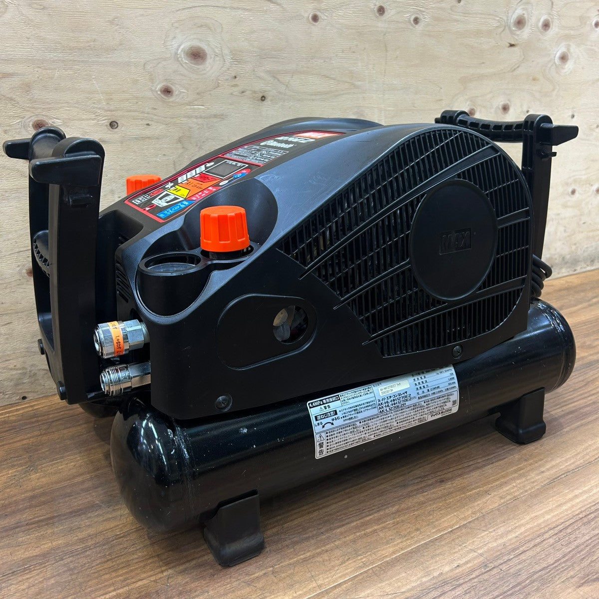 良品 マックス (MAX) エアー コンプレッサー AK-HH1270E2 ブラック 高圧専用 【船橋馬込店】