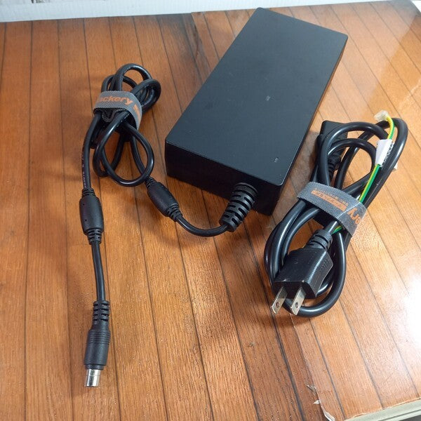 ポータブル電源 1500 PTB152 【野田愛宕店】
