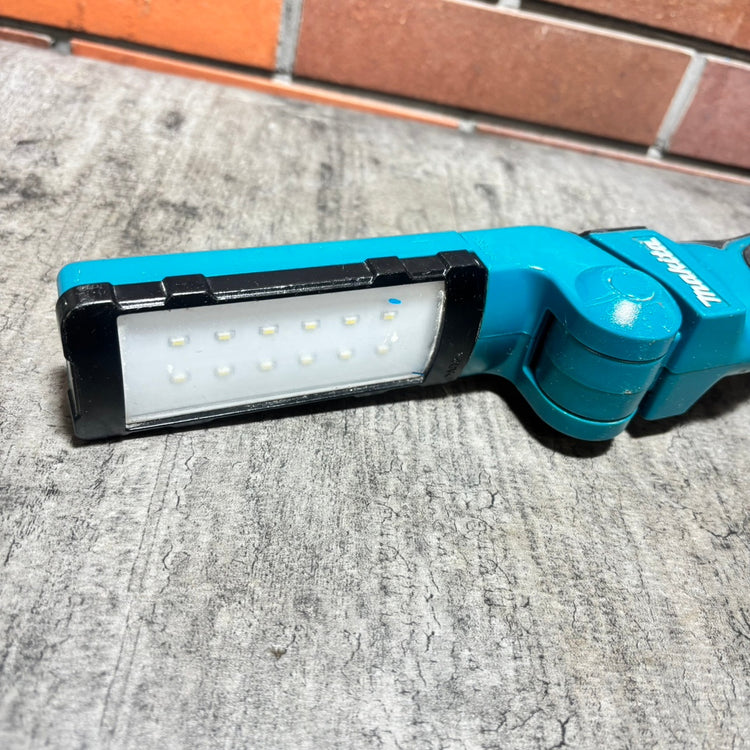 ◆マキタ(makita) 充電式LEDワークライト ML801 【市川行徳店】