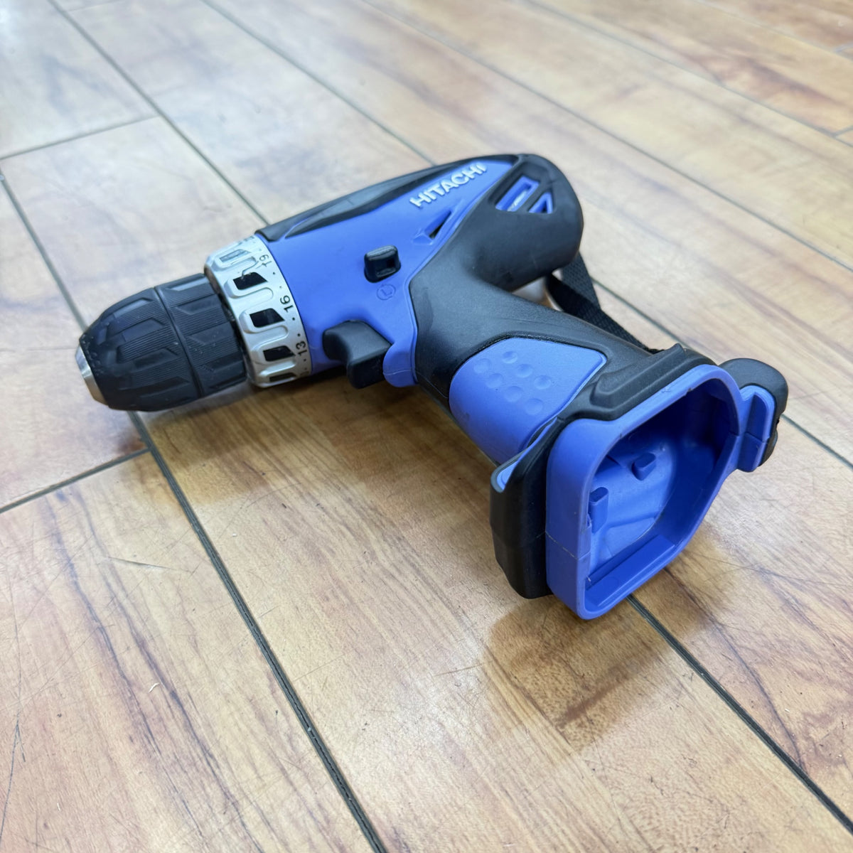 程度良好 12V コードレスドライバドリル FDS12DVD 【リライズ蓮田店】