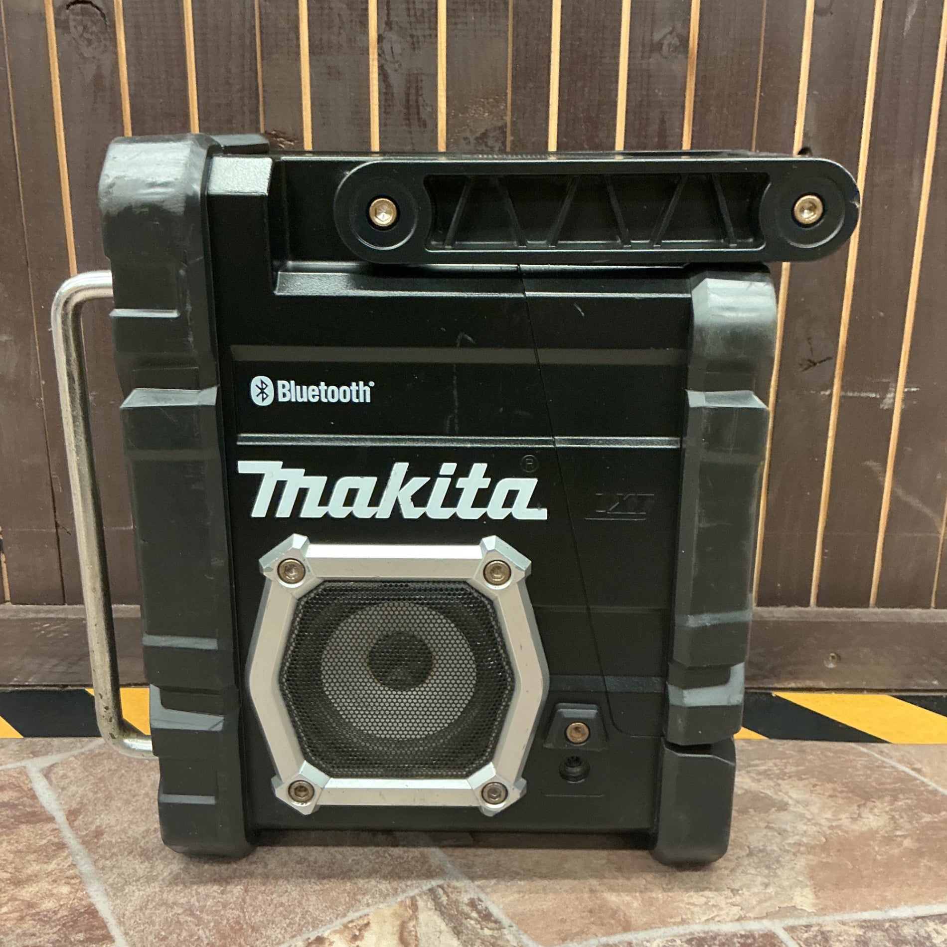【中古・Bluetooth搭載モデル！】 マキタ makita コードレスラジオ MR106B 【越谷店】