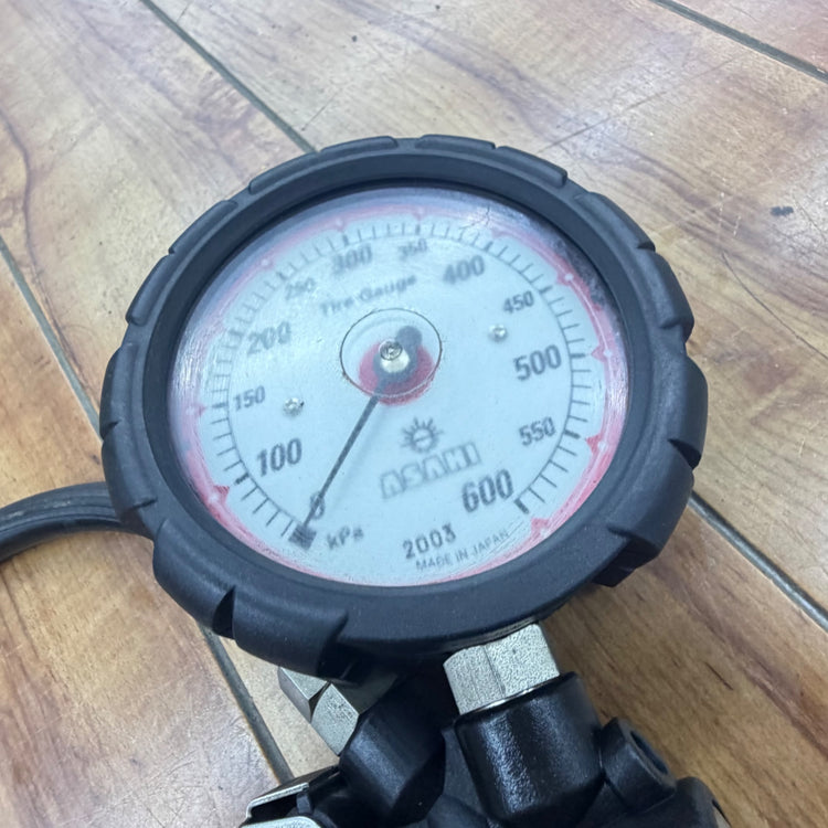 動作確認済み ゲージボタルEX AGE-600 小径ストレートチャック付属【リライズ蓮田店】