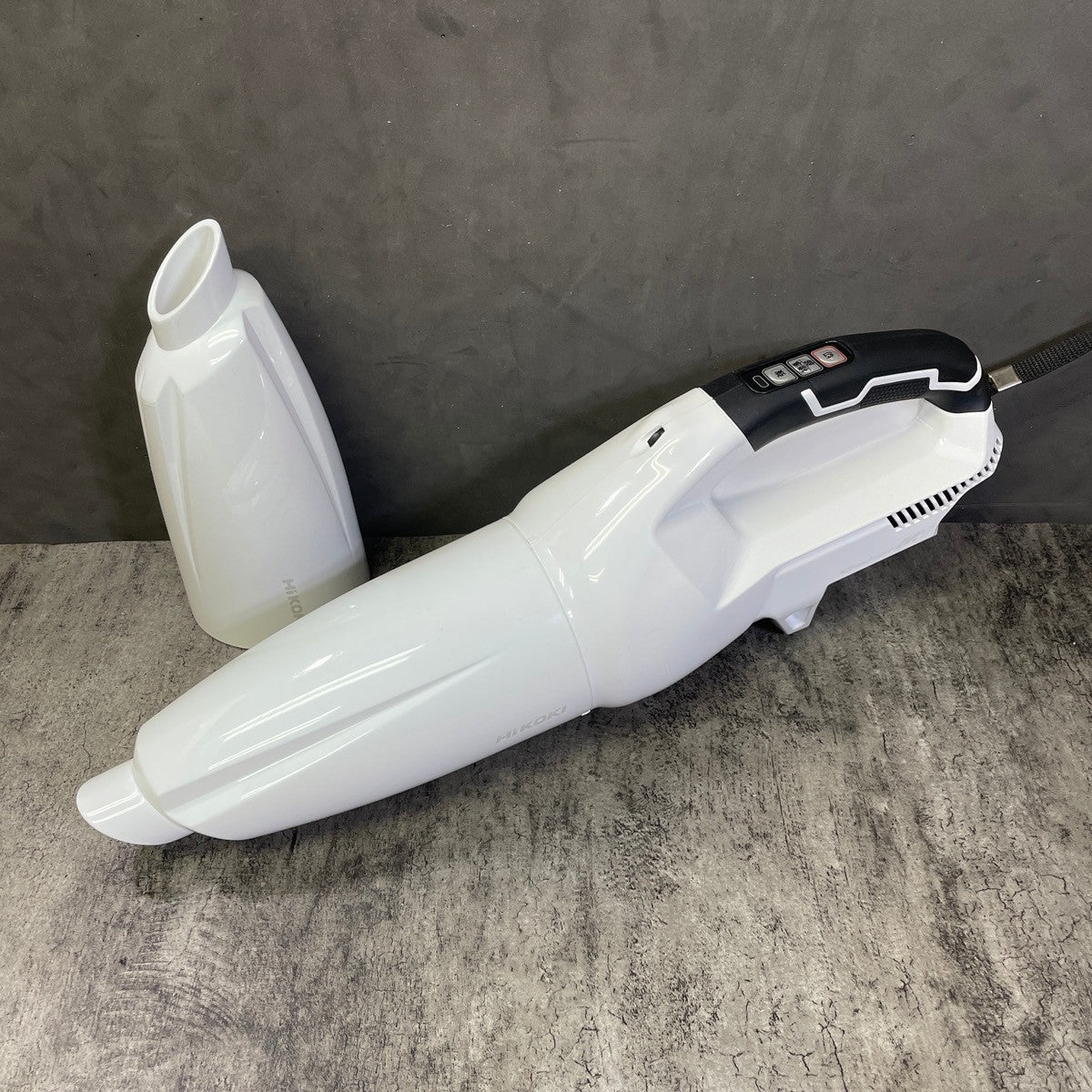 コードレスクリーナー R36DB(SC)(NN) 付属品多数