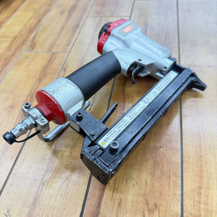 打ち込み動作良好 4mm 常圧エアネイラ TA-225LU/4J 【リライズ蓮田店】