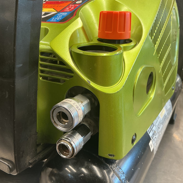 【中古】 マックス/MAX　エアコンプレッサー AK-HH1270E2 ブライトグリーン 【越谷店】