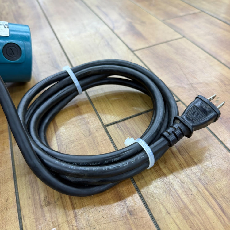 動作良好  5型 125mm 防じんカッタ 4105KC ダイヤモンドチップソー付属 【リライズ蓮田店】