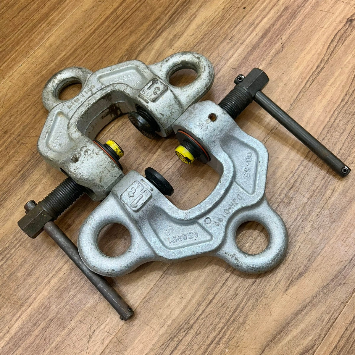 ◆イーグルクランプ(EAGLE CLAMP) ねじ式全方向クランプ SBB-1 1t 【船橋馬込店】